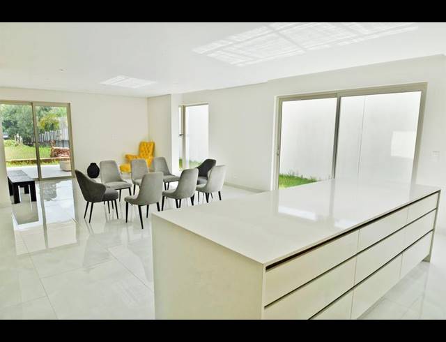 4 BEDROOM HOUSE FOR SALE IN SANDOWN